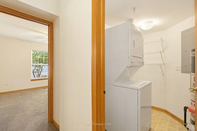 $219,000 | 13841 South Bristlecone Drive, Unit A, Plainfield, IL 60544