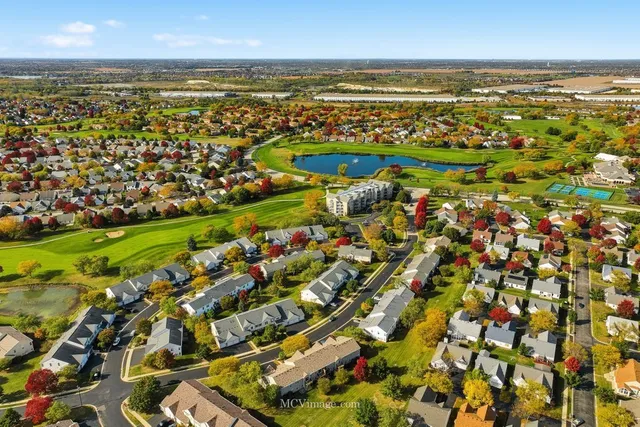 $219,000 | 13841 South Bristlecone Drive, Unit A, Plainfield, IL 60544