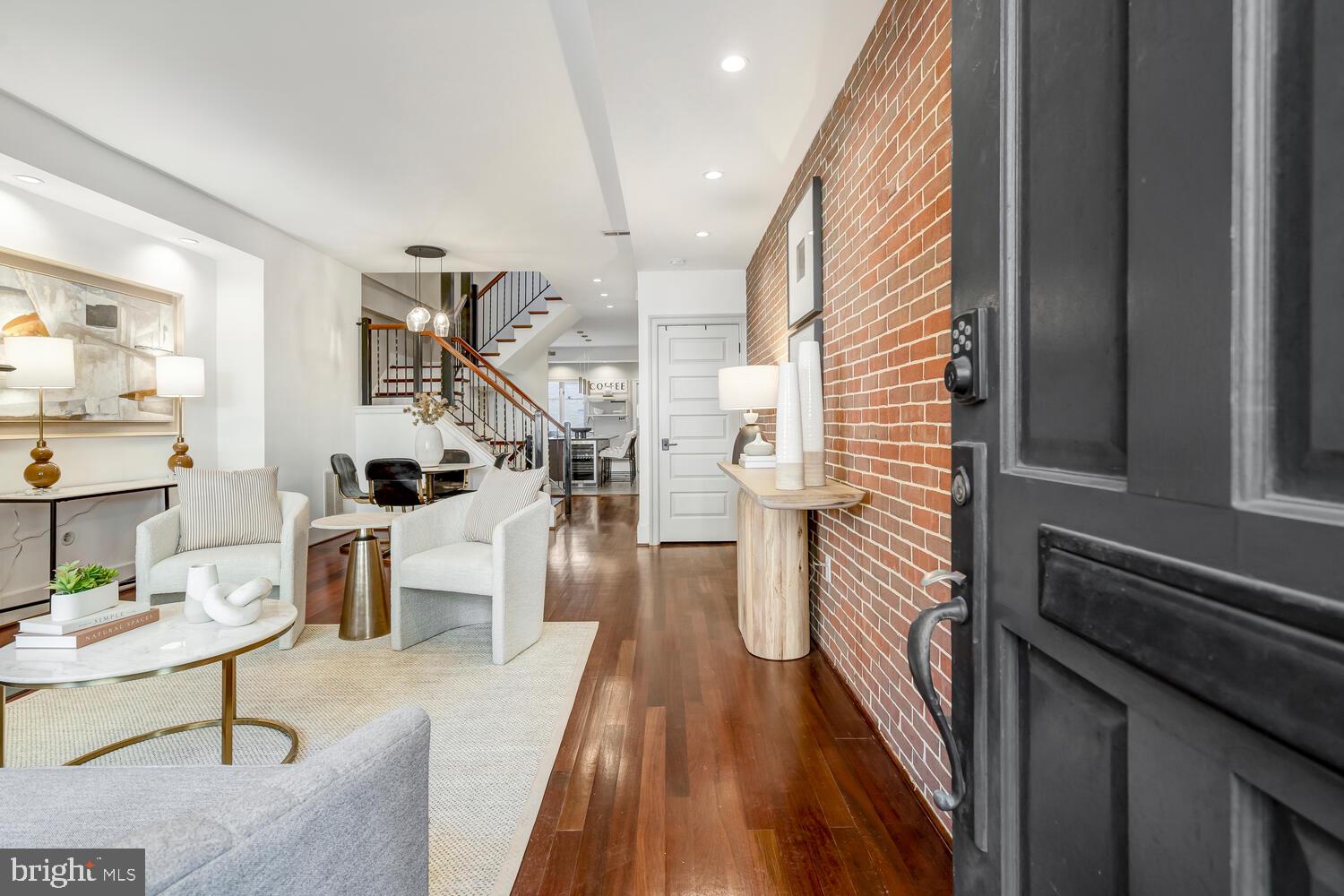 1342 W Street Northwest Washington, DC 20009 - Photo 4 of 60