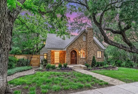 $2,150,000 | 1704 Travis Heights Boulevard, Austin, TX 78704
