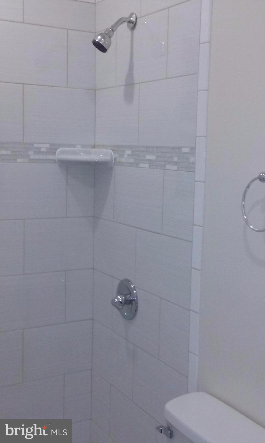 5013 Sheriff Road Northeast Washington, DC 20019 - Photo 10 of 27 Bath