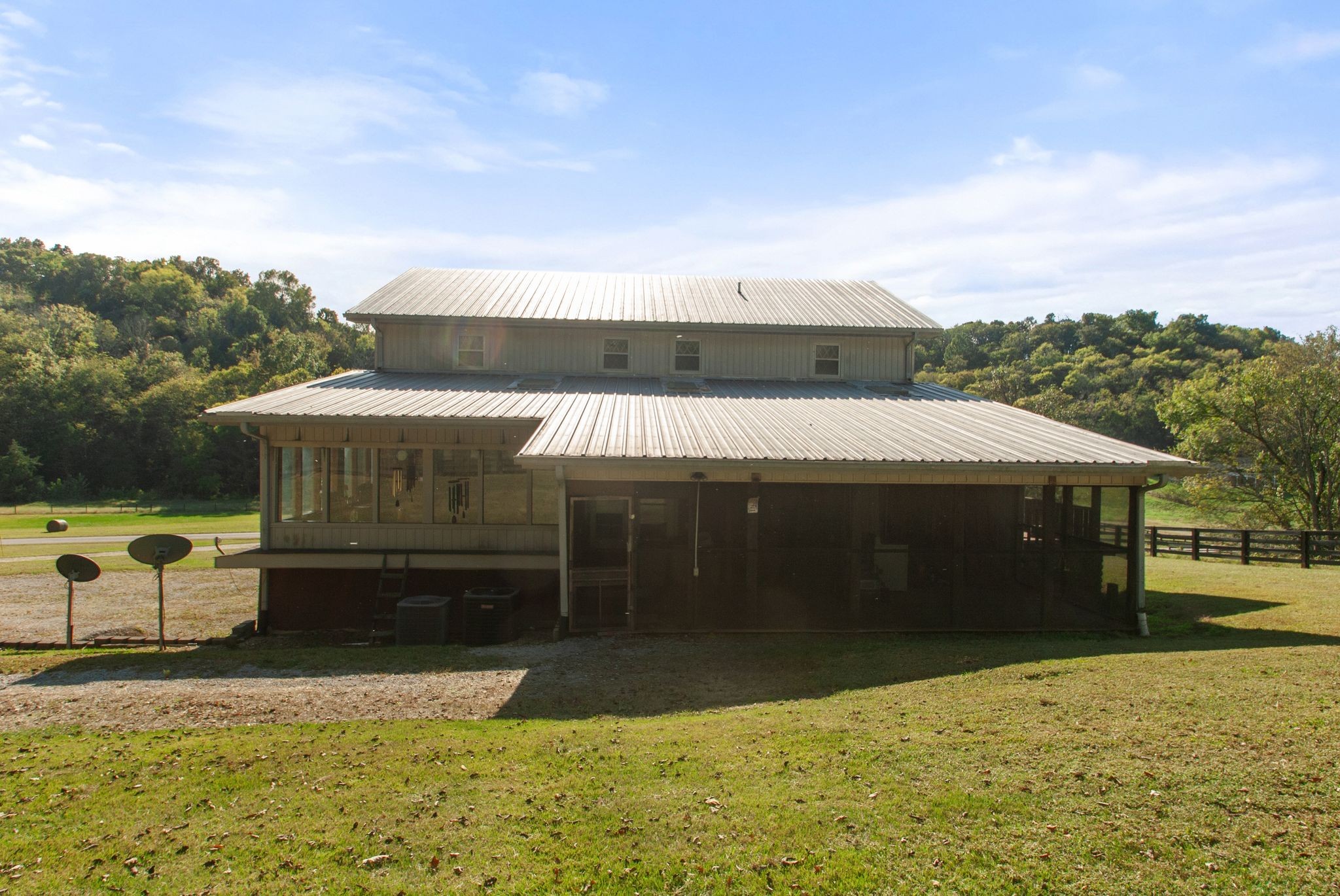 1927 Fowler Hollow Road Lynnville, TN 38472 - Photo 49 of 77 a front view of house with yard