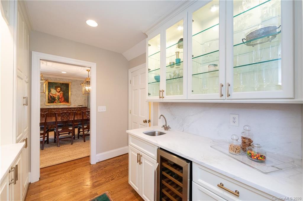 1775 Sterling Road Charlotte, NC 28209 - Photo 11 of 46 Gallery Image 11