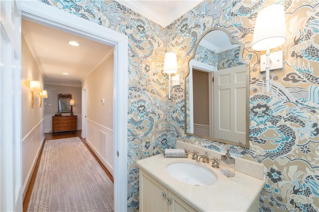 1775 Sterling Road Charlotte, NC 28209 - Photo 20 of 46 Gallery Image 20