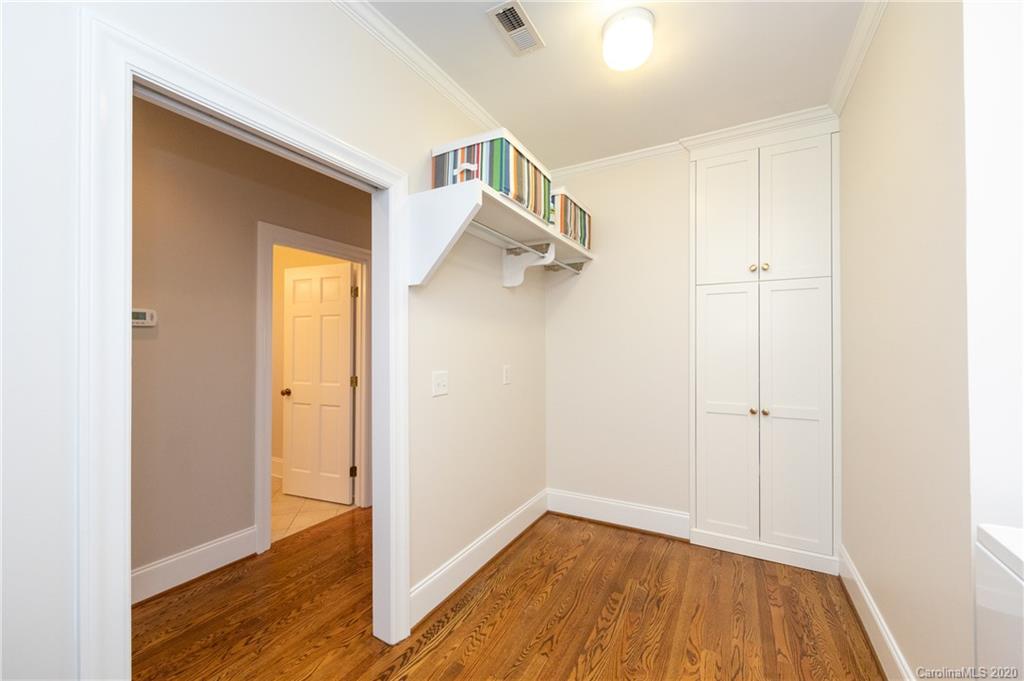 1775 Sterling Road Charlotte, NC 28209 - Photo 33 of 46 Gallery Image 33