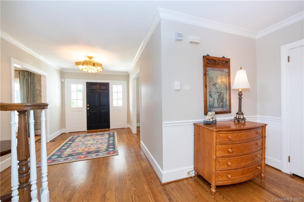 1775 Sterling Road Charlotte, NC 28209 - Photo 6 of 46 Gallery Image 6