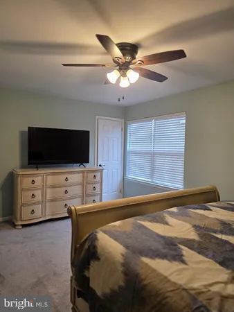 $379,900 | 5 Pioneer Court, Ewing, NJ 08628