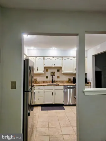 $379,900 | 5 Pioneer Court, Ewing, NJ 08628