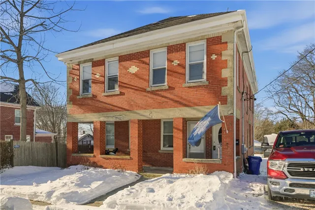 $2,900 | 6 Russell Avenue, Newport, RI 02840