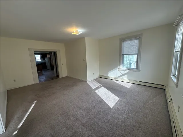 $3,000 | 6 Russell Avenue, Newport, RI 02840