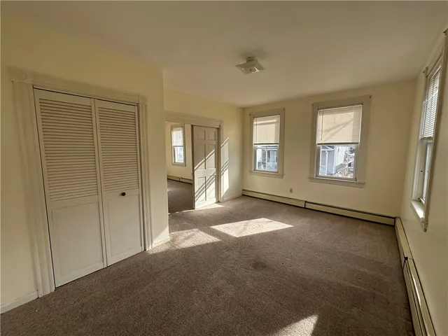 $3,000 | 6 Russell Avenue, Newport, RI 02840