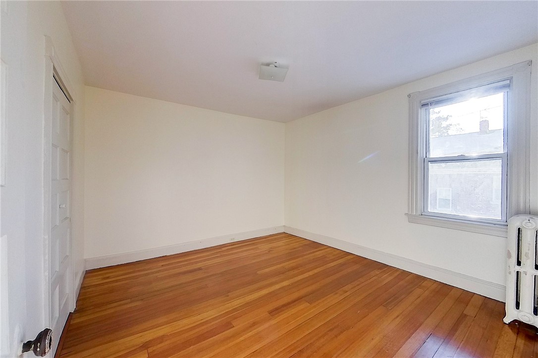 6 Russell Avenue Newport, RI 02840 - Photo 16 of 20