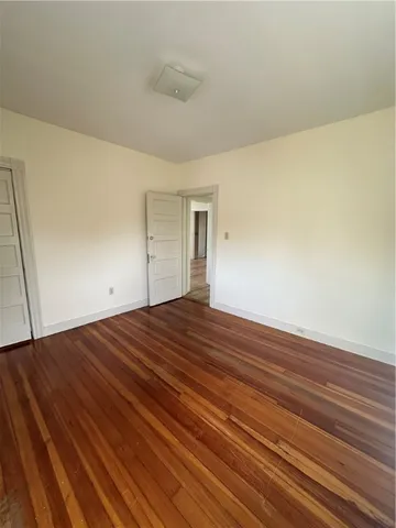 $3,000 | 6 Russell Avenue, Newport, RI 02840