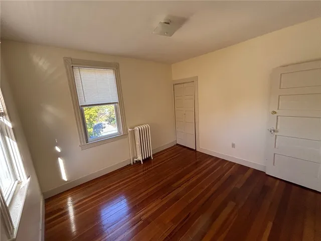 $3,000 | 6 Russell Avenue, Newport, RI 02840