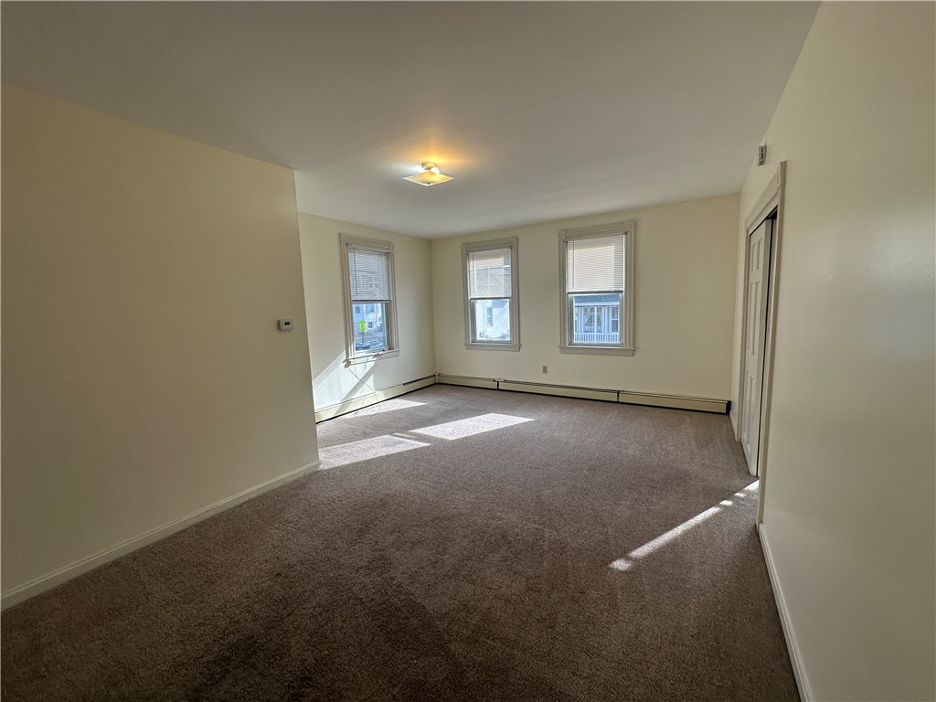 6 Russell Avenue Newport, RI 02840 - Photo 8 of 23