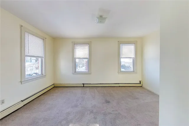 $2,900 | 6 Russell Avenue, Newport, RI 02840