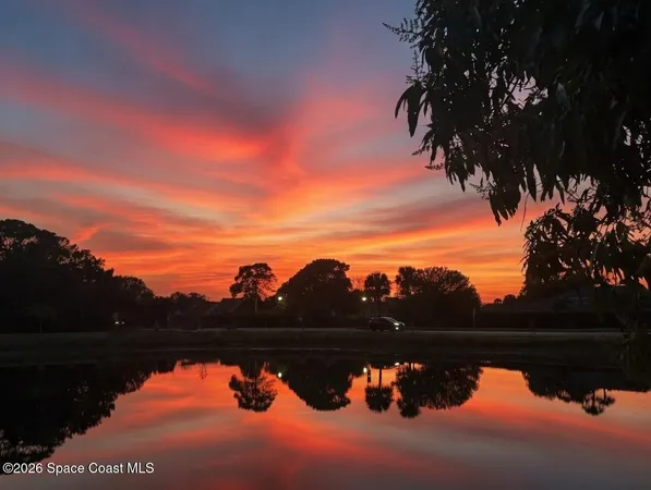 $549,999 | 306 Lake Victoria Circle, Melbourne, FL 32940