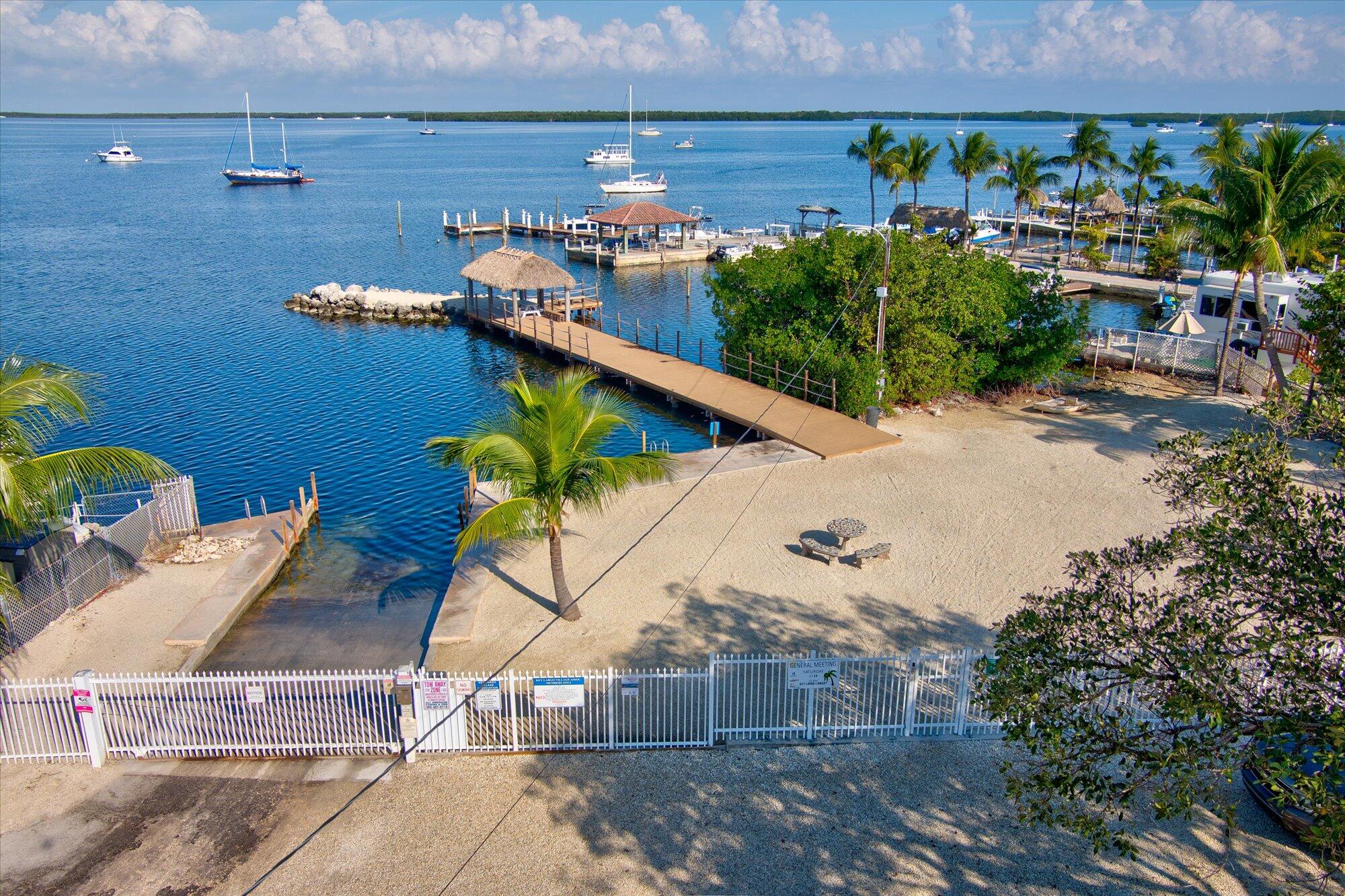 72 1st Court Key Largo, FL 33037 - Photo 25 of 30 a view of outdoor space and yard
