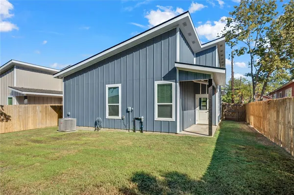 $285,000 | 507 Walnut Street, Bryan, TX 77803