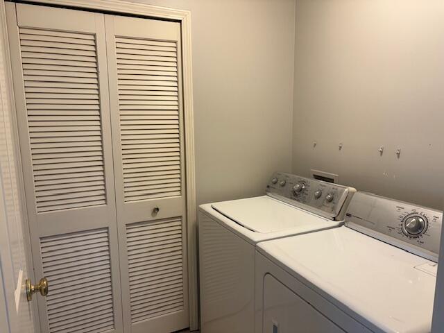 16874 Farmington Road Livonia, MI 48154 - Photo 16 of 34 IMG_4891