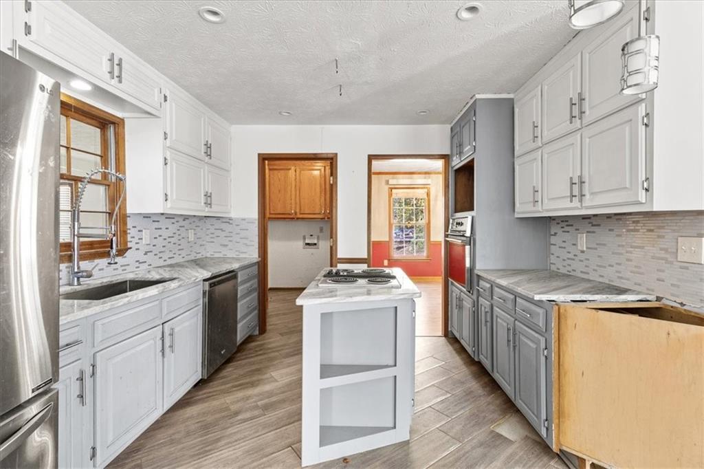 20 Lisa Court Stockbridge, GA 30281 - Photo 9 of 62