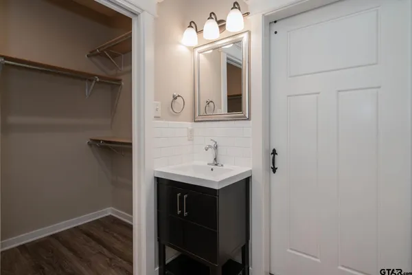 $1,500 | 50387 Us Highway North, Bullard, TX 75757