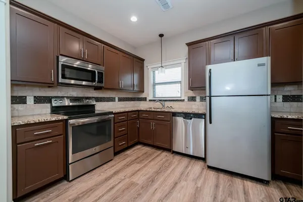 $1,500 | 50387 Us Highway North, Bullard, TX 75757