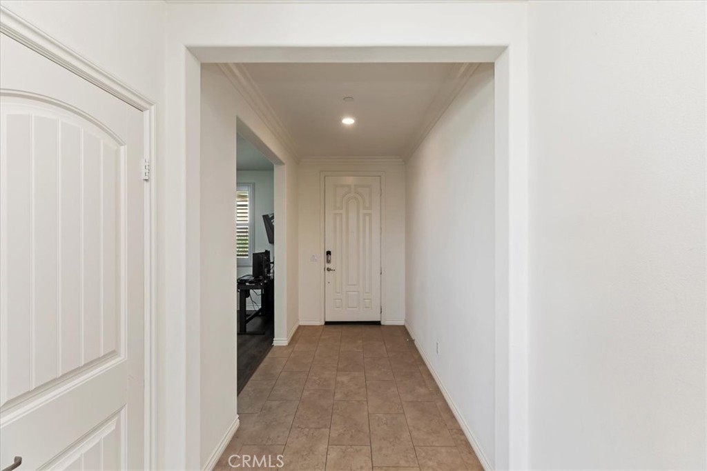 16951 Satsuma Avenue Riverside, CA 92503 - Photo 12 of 65