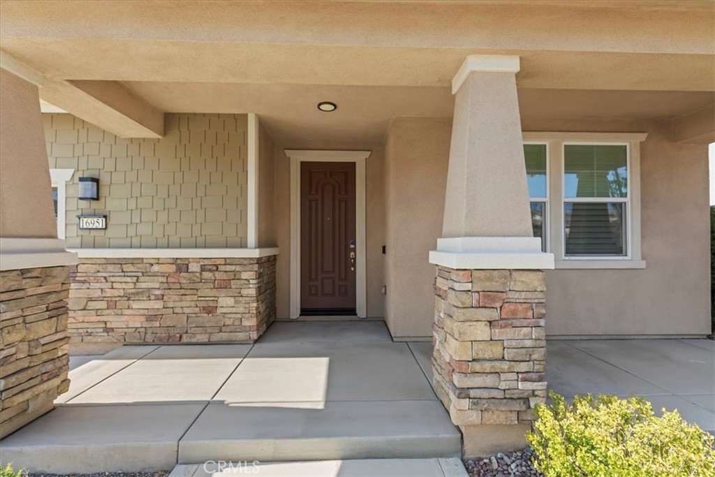 16951 Satsuma Avenue Riverside, CA 92503 - Photo 10 of 65