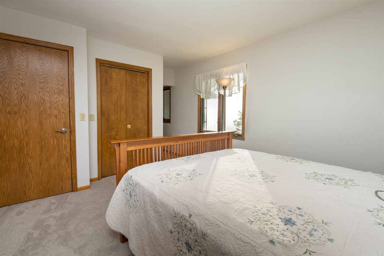 2435 North Cedarville Road Freeport, IL 61032 - Photo 13 of 37 Gallery Image 13