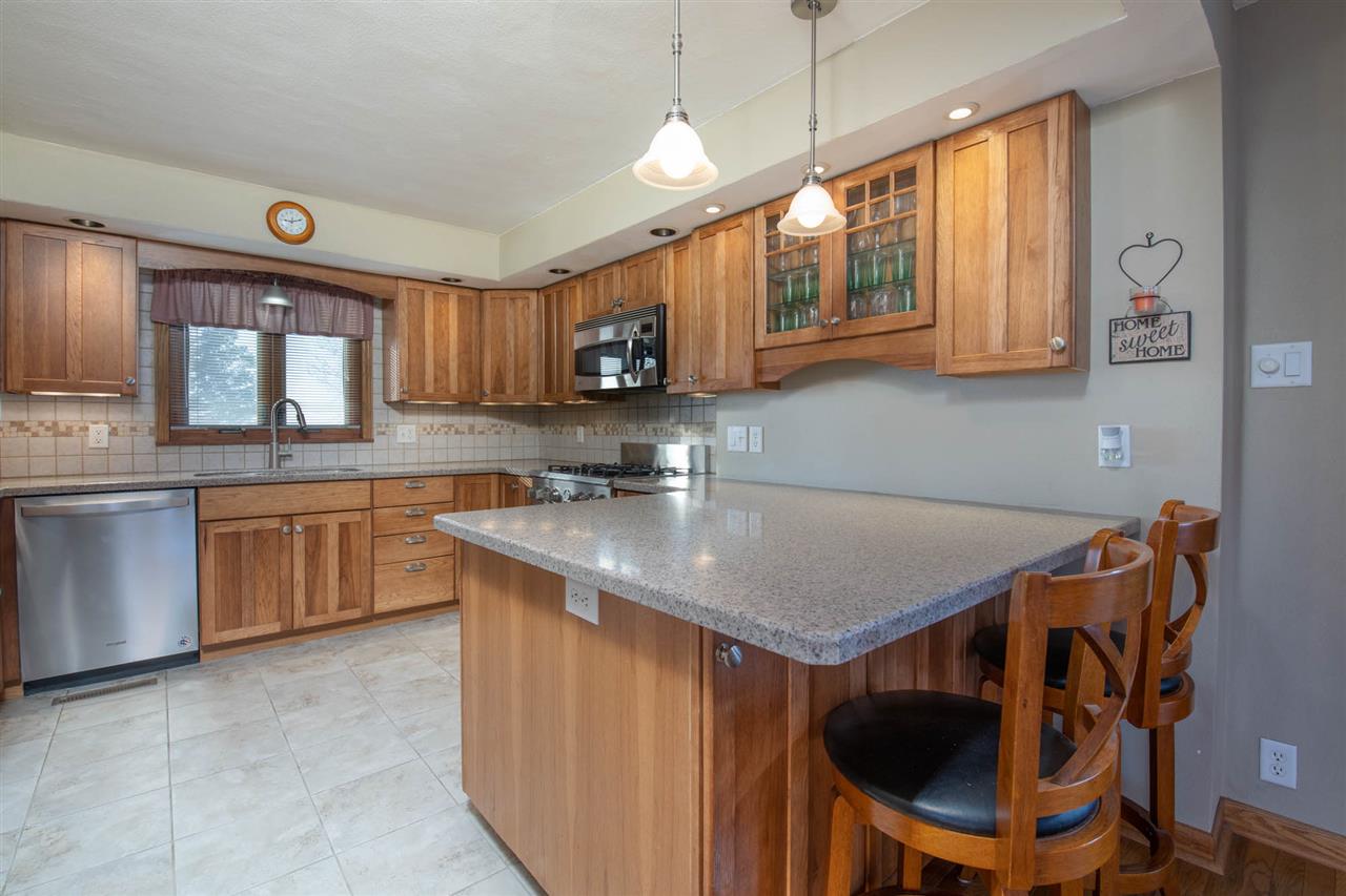 2435 North Cedarville Road Freeport, IL 61032 - Photo 8 of 37 Gallery Image 8