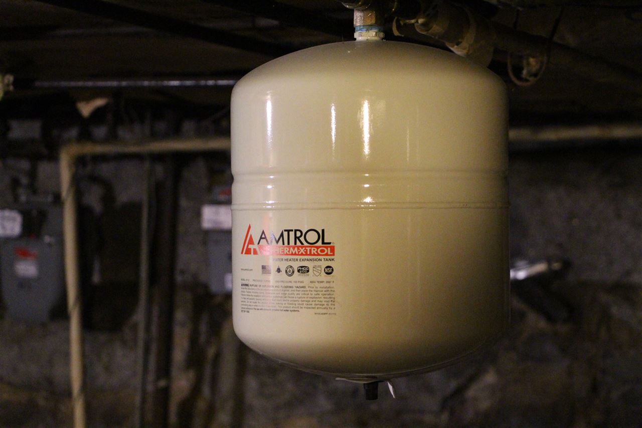 89 4th Street Manchester, NH 03102 - Photo 30 of 37