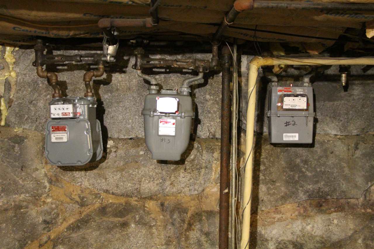 89 4th Street Manchester, NH 03102 - Photo 32 of 37