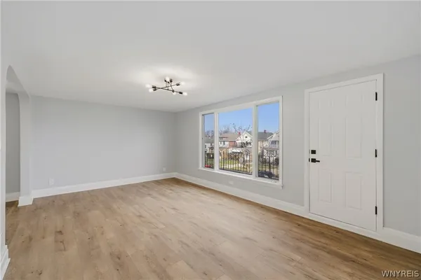 $304,999 | 207 Davidson Avenue, Buffalo, NY 14215