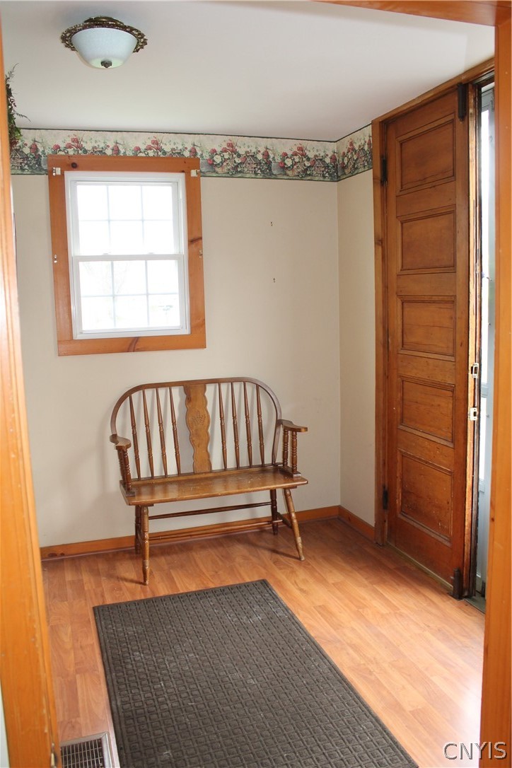 1845 Whiting Road Van Buren, NY 13112 - Photo 11 of 50 Foyer