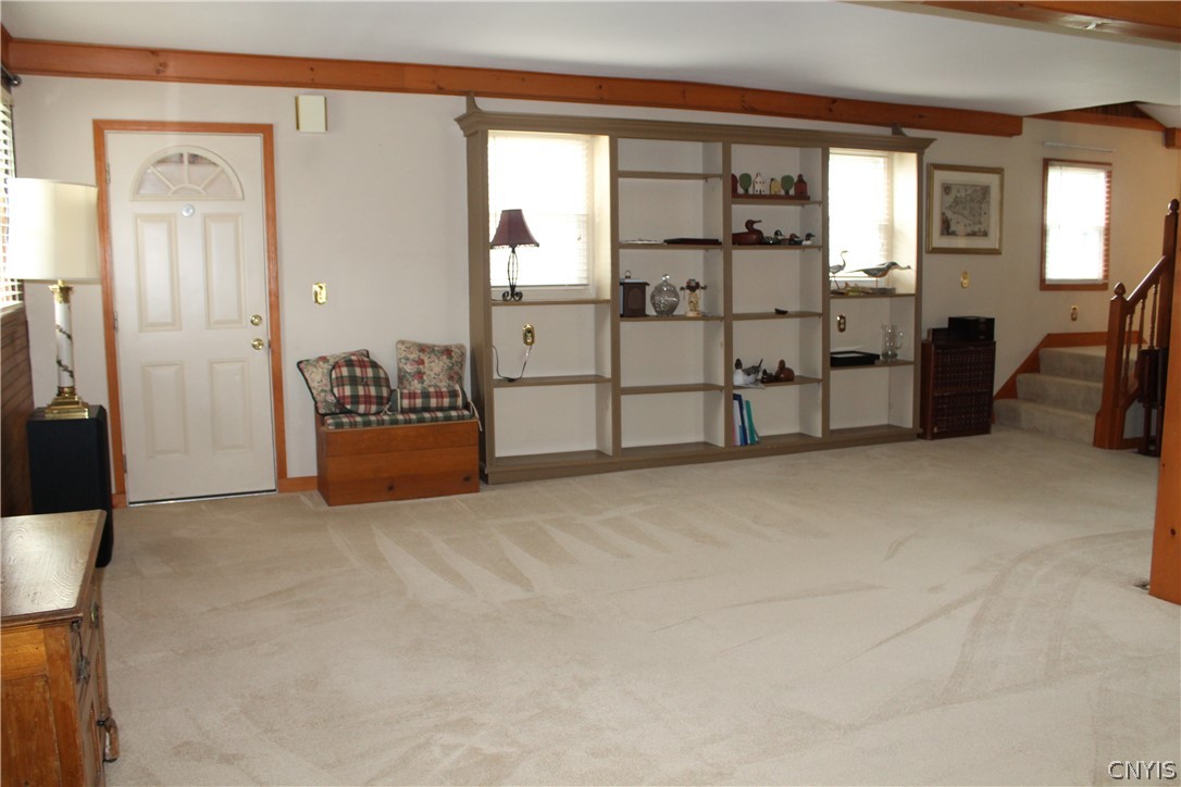 1845 Whiting Road Van Buren, NY 13112 - Photo 24 of 50 Livingroom