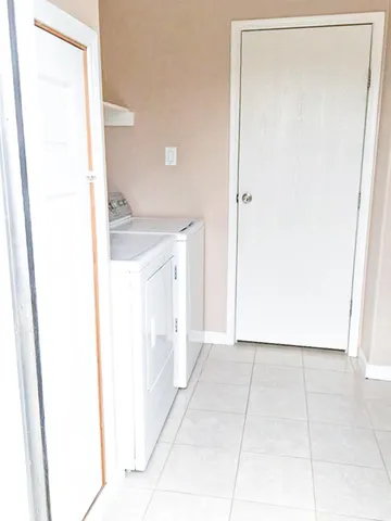 $1,000 | 3118 Trail Loop South, Rosharon, TX 77583