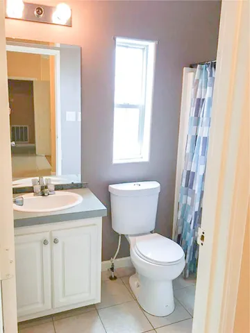 $1,000 | 3118 Trail Loop South, Rosharon, TX 77583