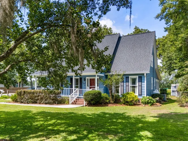 $475,000 | 1701 Waterside Boulevard, Moncks Corner, SC 29461