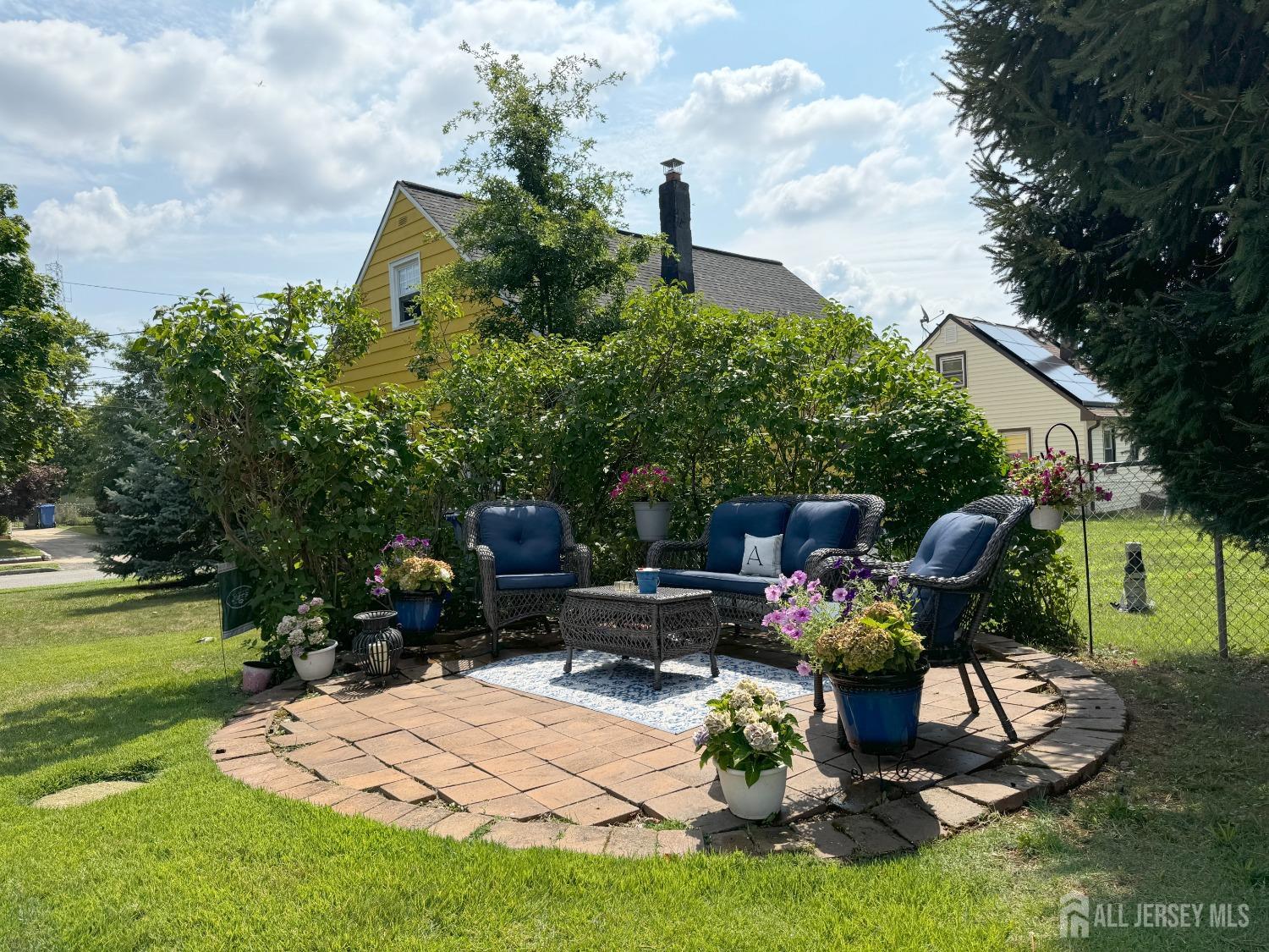 123 Crestview Road Fords, NJ 08863 - Photo 29 of 31 a view of a backyard with plants and a patio