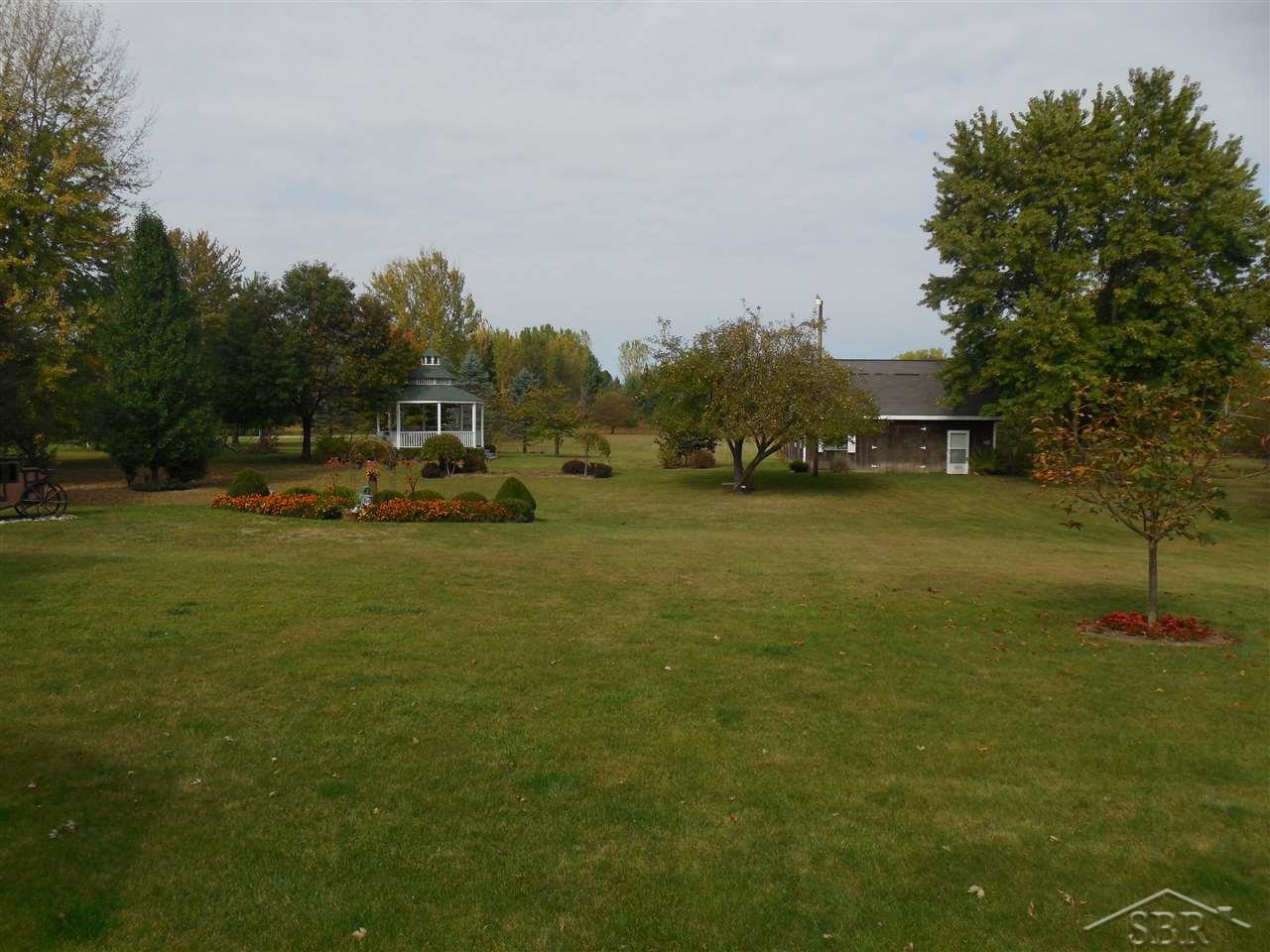 9455 Busch Road Birch Run, MI 48415 - Photo 13 of 82 31333027-12.JPG