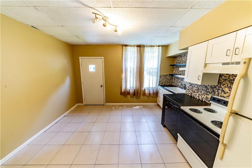 514 Bauerlein Street Pittsburgh, PA 15209 - Photo 5 of 13 Gallery Image 5