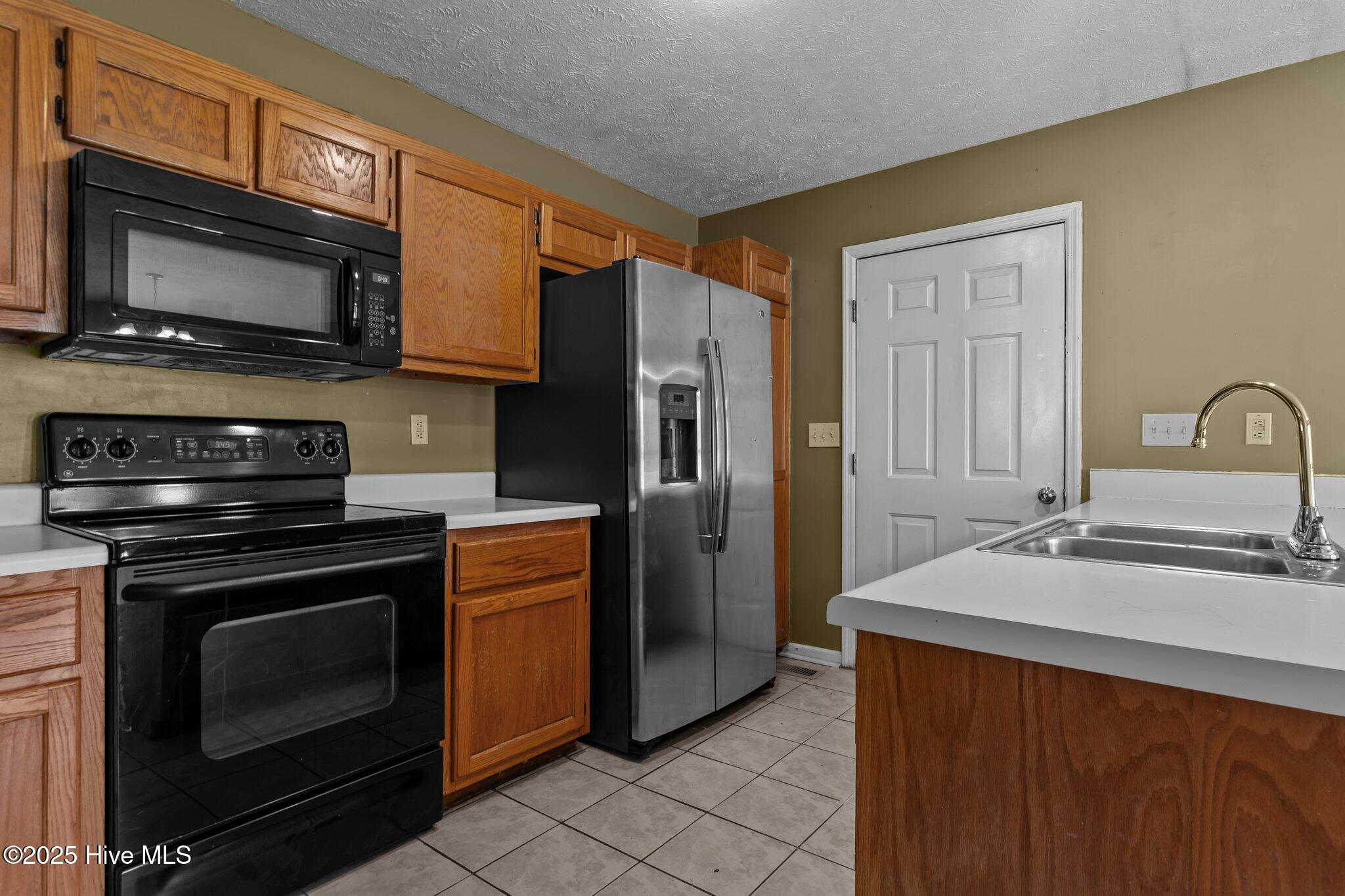 302 Kernstown Road Raeford, NC 28376 - Photo 5 of 45 5-web-or-mls-707A4555