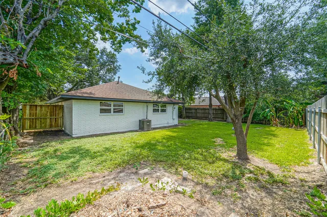 $247,500 | 2605 Leslie Street, Pasadena, TX 77502
