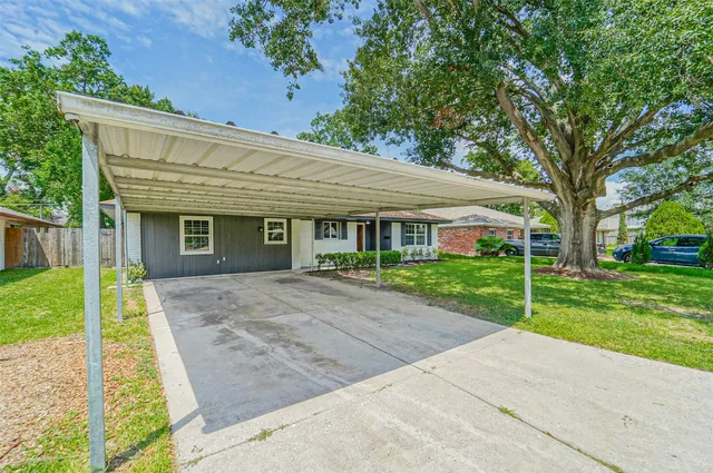 $247,500 | 2605 Leslie Street, Pasadena, TX 77502