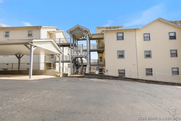 $249,500 | 182 Bluff Boulevard, Unit 3A, Camdenton, MO 65020