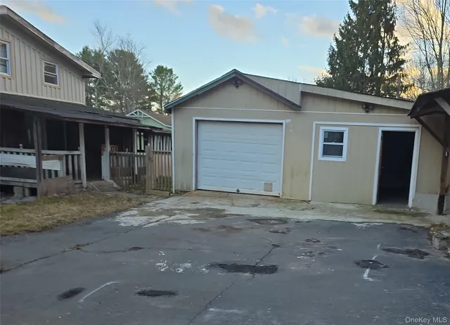 $189,900 | 85 Foster Road, Bethel, NY 12778