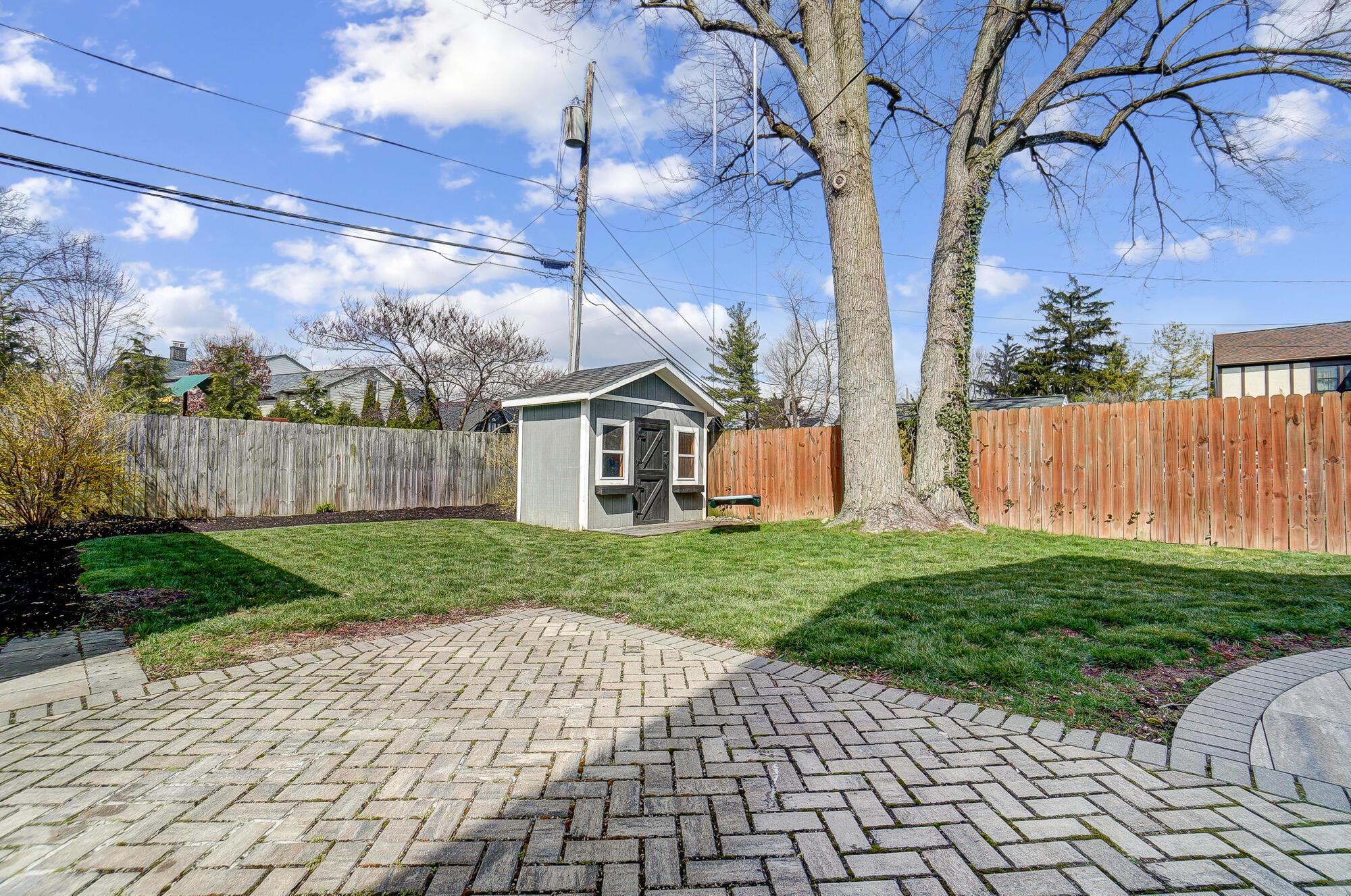 1665 Andover Road Columbus, OH 43212 - Photo 75 of 80 New stone and paver patio