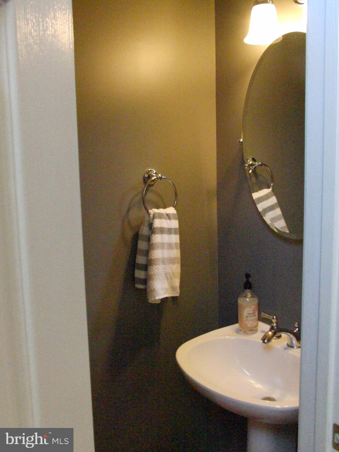 3616 Ransom Place Alexandria, VA 22306 - Photo 15 of 22 Half bath