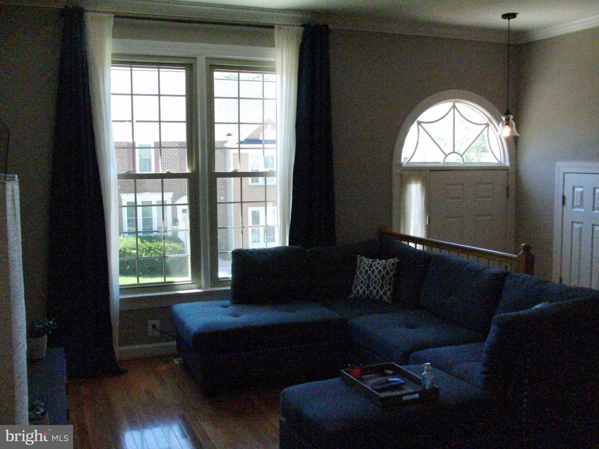 3616 Ransom Place Alexandria, VA 22306 - Photo 6 of 22 Beautiful large windows - hardwood floors!